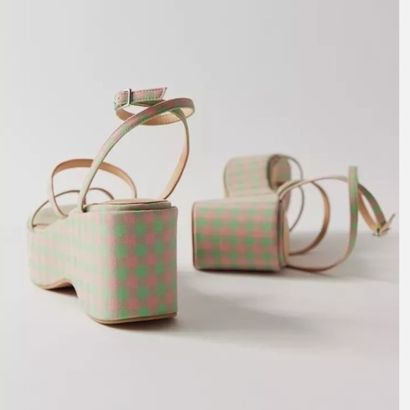 NEW Urban Outfitters UO Nora Strappy Green/Pink Plaid Platform Wedge Sandal - Picture 3 of 15